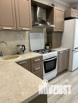 1-к квартира, посуточно, 40м2, 7/10 этаж