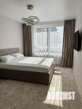 1-к квартира, посуточно, 40м2, 1/10 этаж
