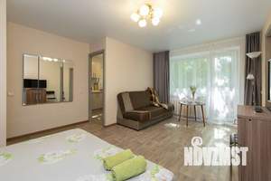 1-к квартира, посуточно, 35м2, 1/1 этаж