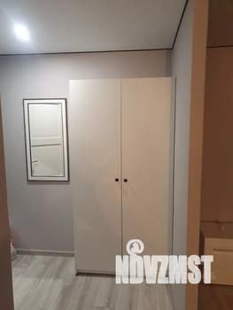 Студия квартира, посуточно, 32м2, 1/5 этаж