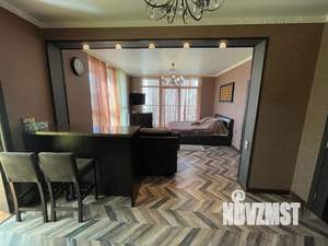 Студия квартира, посуточно, 52м2, 6/10 этаж