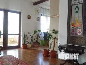 3-к квартира, посуточно, 139м2, 2/3 этаж