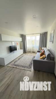 1-к квартира, посуточно, 40м2, 3/5 этаж