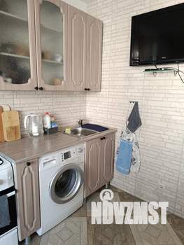 1-к квартира, посуточно, 40м2, 3/9 этаж
