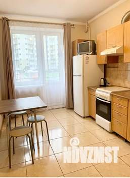 1-к квартира, посуточно, 40м2, 1/9 этаж