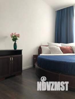 1-к квартира, посуточно, 35м2, 7/10 этаж