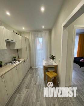 1-к квартира, посуточно, 28м2, 1/1 этаж