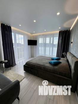 1-к квартира, посуточно, 47м2, 1/1 этаж