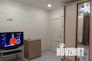 1-к квартира, посуточно, 44м2, 2/8 этаж