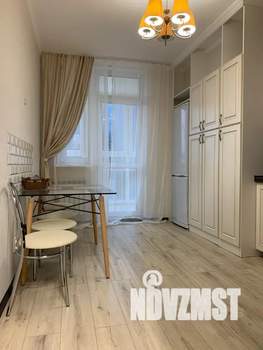 1-к квартира, посуточно, 40м2, 12/16 этаж