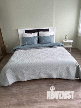 1-к квартира, посуточно, 46м2, 3/10 этаж