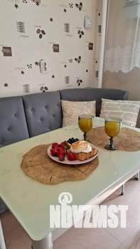 1-к квартира, посуточно, 41м2, 4/10 этаж