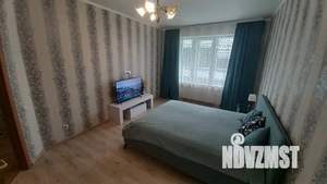 1-к квартира, посуточно, 37м2, 4/11 этаж