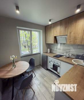 1-к квартира, посуточно, 32м2, 2/4 этаж