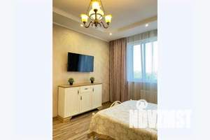 1-к квартира, посуточно, 46м2, 7/10 этаж