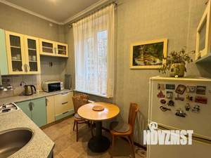 2-к квартира, посуточно, 60м2, 1/2 этаж