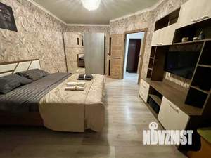 1-к квартира, посуточно, 37м2, 3/3 этаж