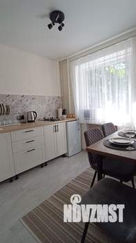 2-к квартира, посуточно, 42м2, 3/4 этаж