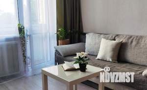 1-к квартира, посуточно, 47м2, 1/1 этаж