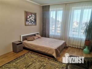 1-к квартира, посуточно, 46м2, 4/10 этаж