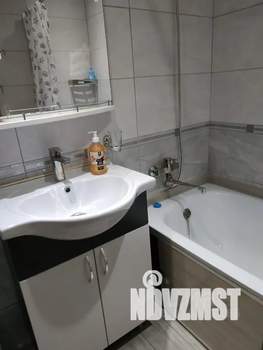 1-к квартира, посуточно, 33м2, 2/9 этаж