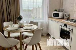 1-к квартира, посуточно, 42м2, 4/7 этаж