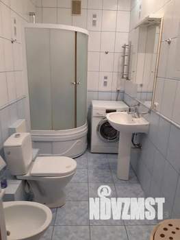 1-к квартира, посуточно, 42м2, 3/6 этаж