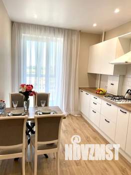 1-к квартира, посуточно, 43м2, 6/10 этаж