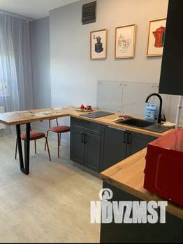 1-к квартира, посуточно, 40м2, 7/8 этаж