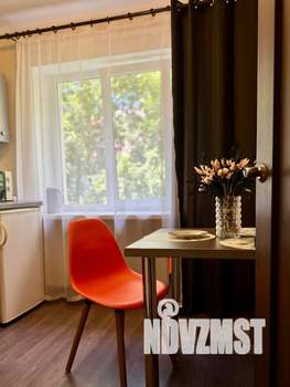 1-к квартира, посуточно, 44м2, 4/4 этаж