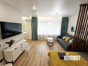 1-к квартира, посуточно, 37м2, 4/5 этаж