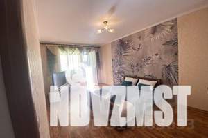 1-к квартира, посуточно, 40м2, 2/5 этаж