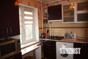 2-к квартира, посуточно, 46м2, 3/5 этаж