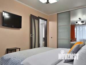 3-к квартира, посуточно, 70м2, 1/1 этаж
