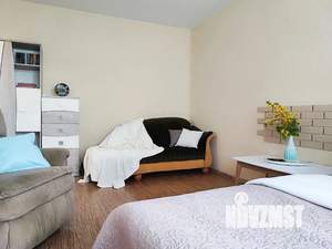 1-к квартира, посуточно, 38м2, 2/9 этаж