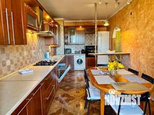 3-к квартира, посуточно, 86м2, 4/8 этаж