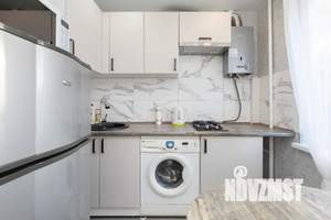 1-к квартира, посуточно, 32м2, 3/5 этаж