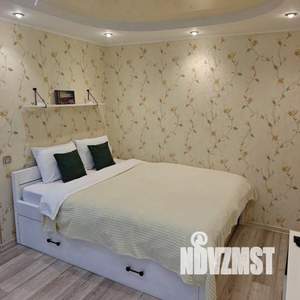 2-к квартира, посуточно, 44м2, 1/1 этаж