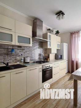 1-к квартира, посуточно, 41м2, 1/1 этаж