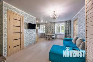 2-к квартира, посуточно, 44м2, 3/4 этаж