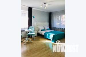 1-к квартира, посуточно, 38м2, 2/4 этаж