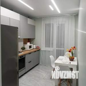 2-к квартира, посуточно, 54м2, 1/10 этаж