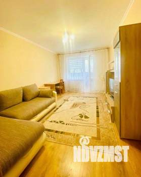 1-к квартира, посуточно, 42м2, 1/1 этаж