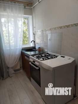 2-к квартира, посуточно, 40м2, 3/3 этаж