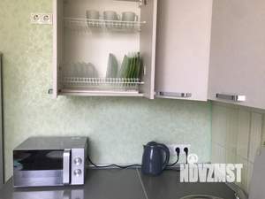 1-к квартира, посуточно, 40м2, 3/3 этаж