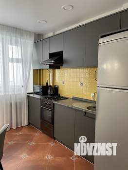 1-к квартира, посуточно, 43м2, 3/8 этаж