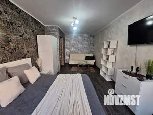 1-к квартира, посуточно, 33м2, 1/9 этаж