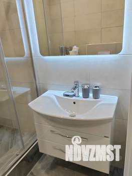 1-к квартира, посуточно, 38м2, 7/9 этаж