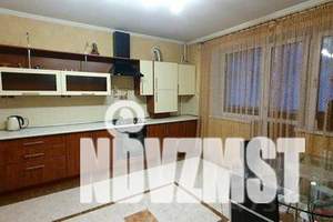 3-к квартира, посуточно, 79м2, 1/4 этаж