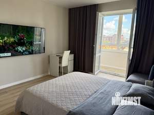 1-к квартира, посуточно, 44м2, 6/15 этаж